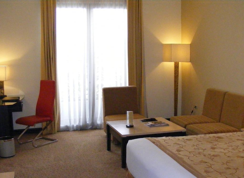 Golden Flower By Kagum Hotels Bandung Exteriér fotografie